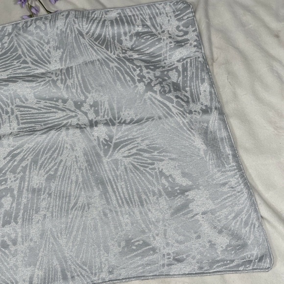 NIB [ 1‎ Standard ] Pillow Sham for Hudson Park Flora - Picture 5 of 12